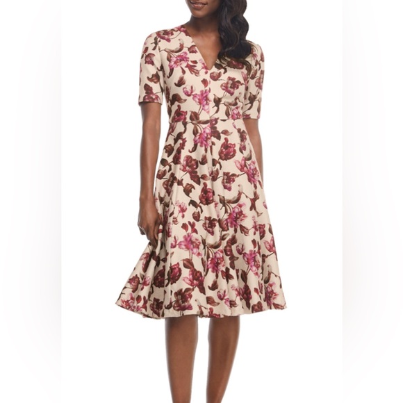 Gal Meets Glam Edith Cream Pink Floral Midi Fit & Flare Dress - Picture 4 of 7